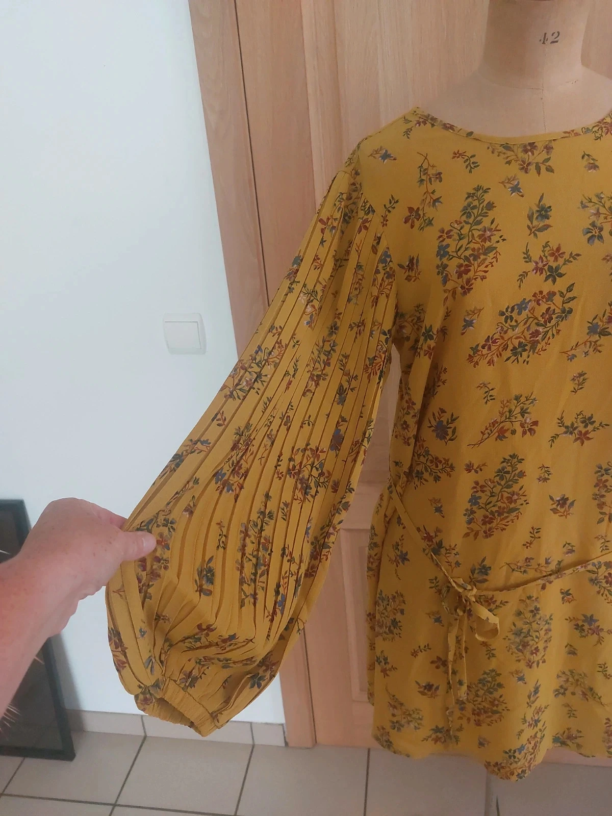 Très jolie robe Only en parfait état 🌸 Taille 40 – photo 2